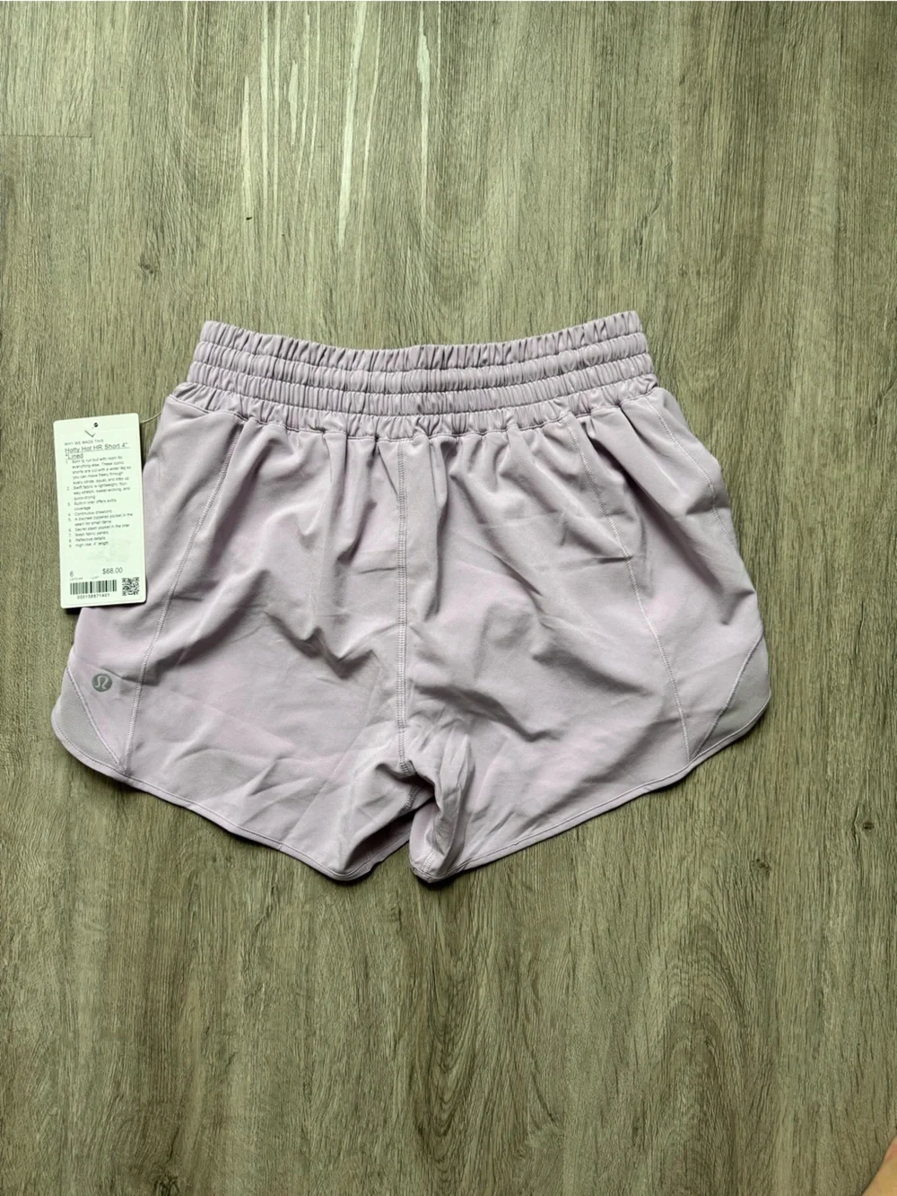 Lululemon Ebb to Street/ Hotty Hots 4” Size 6 Bundle